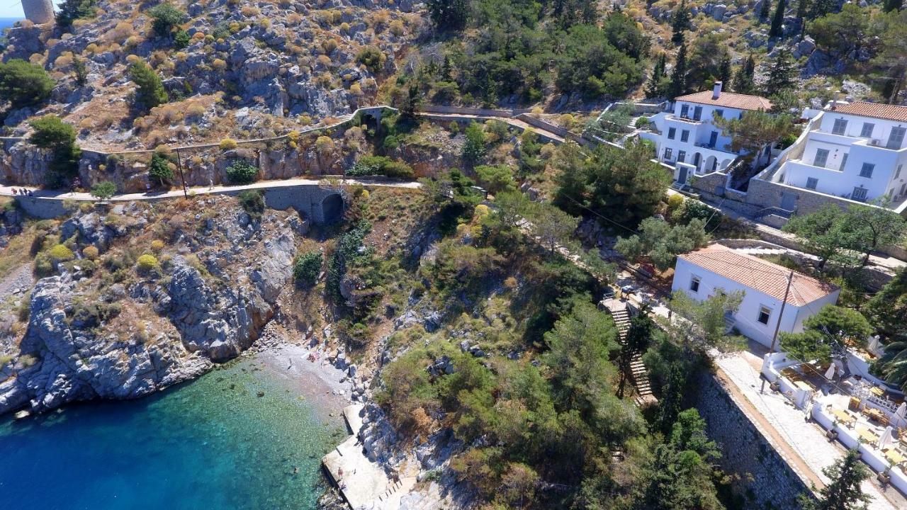 شقة Douskos Beach House هيدرا المظهر الخارجي الصورة
