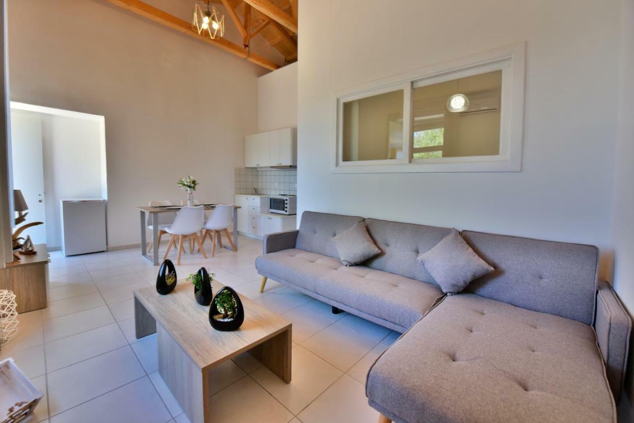 شقة Douskos Beach House هيدرا المظهر الخارجي الصورة